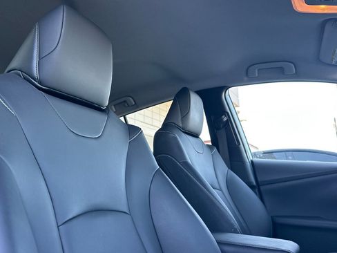 Certified 2022 Toyota Prius Prime XLE FWD image 17