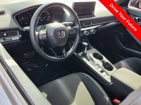 Used 2022 Honda Civic Sport image 5