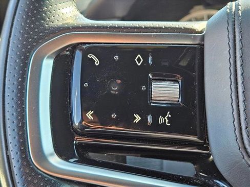 Used 2023 Land Rover Range Rover Velar R-Dynamic S image 12