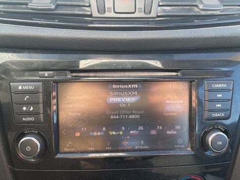 Used 2019 Nissan Rogue Sport S image 25