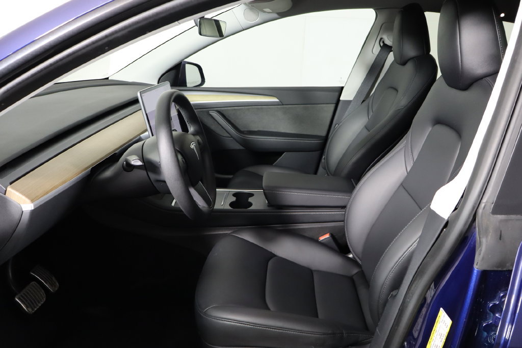 Used 2023 Tesla Model Y Long Range AWD/4WD image 13