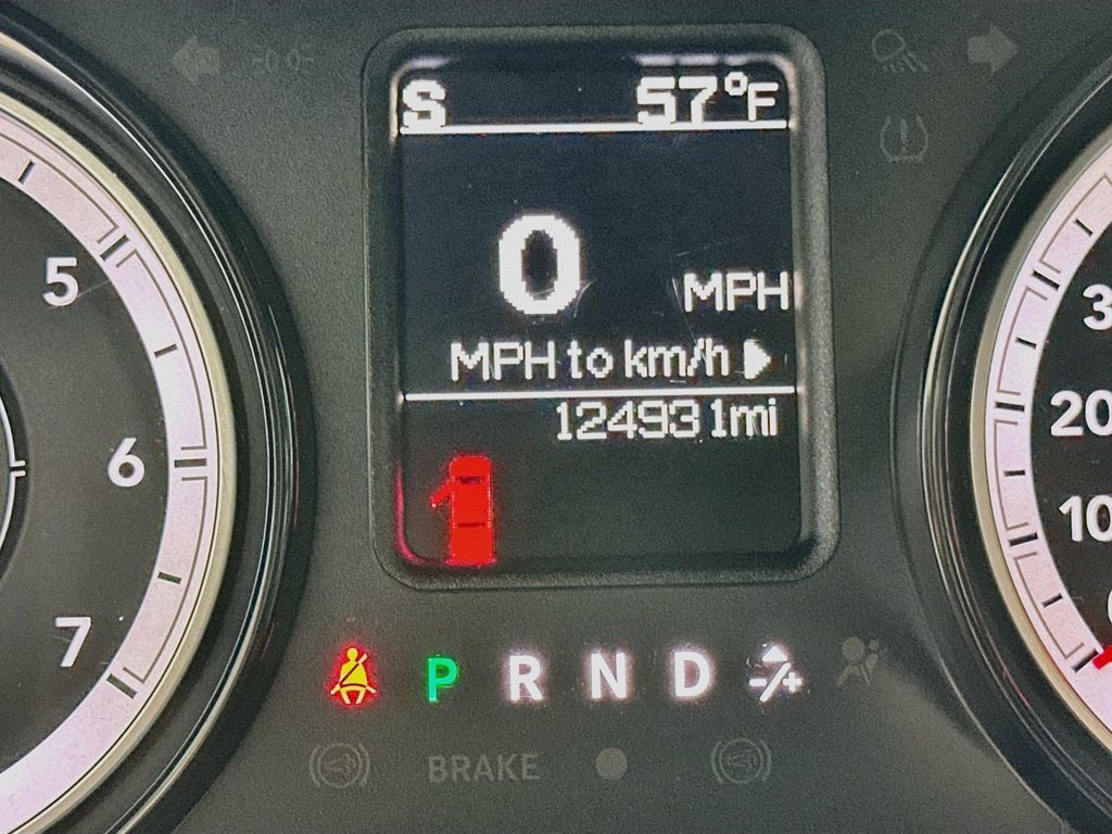 Used 2019 RAM 1500 Classic SLT AWD/4WD image 24