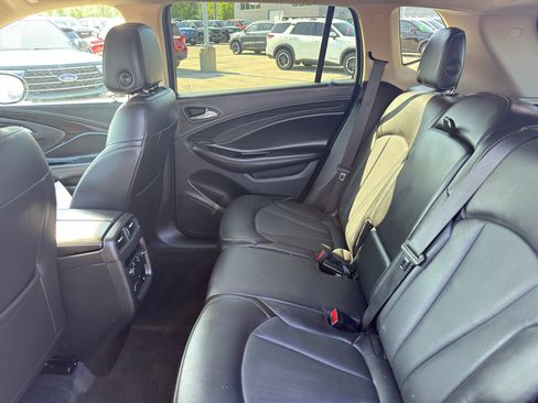Used 2018 Buick Envision Essence w/ LPO, Cargo Package FWD image 31