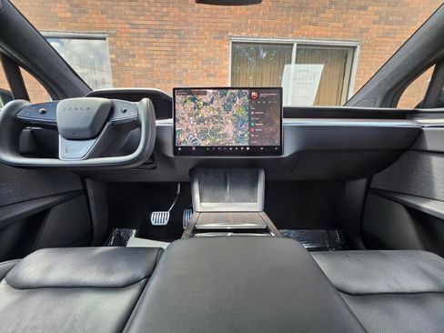 Used 2023 Tesla Model X AWD/4WD image 41