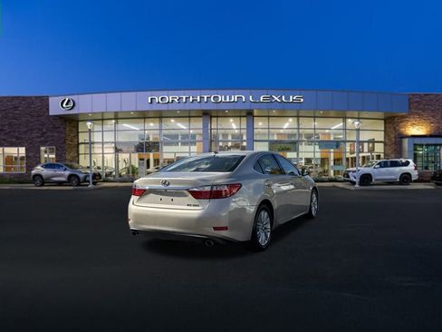 Used 2013 Lexus ES 350 image 22