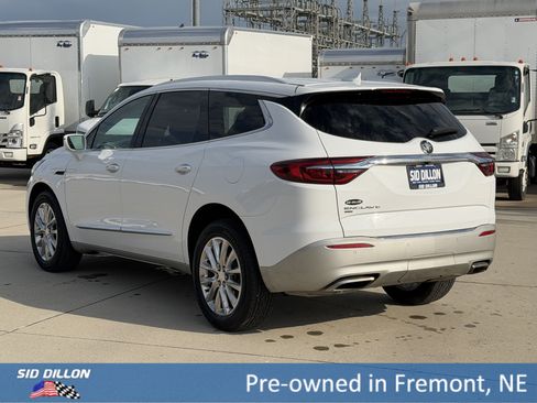 Used 2020 Buick Enclave Essence AWD/4WD image 7