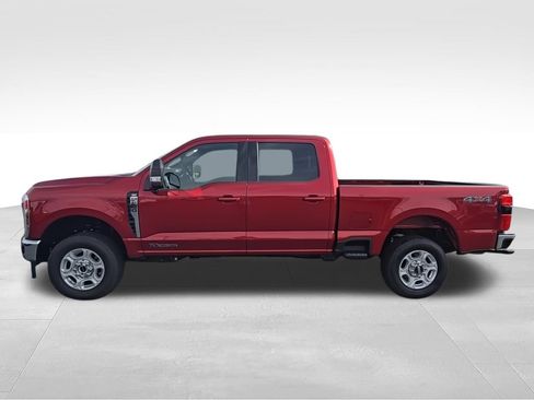 New 2026 Ford F250 XLT w/ XLT Premium Package AWD/4WD image 5