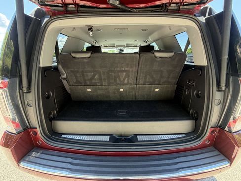 Used 2020 GMC Yukon Denali AWD/4WD image 27