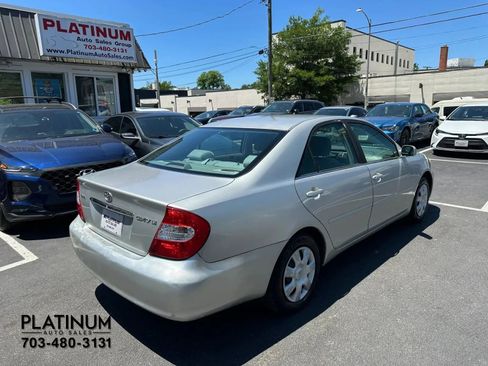 Used 2004 Toyota Camry LE FWD image 5