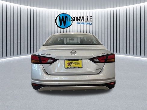 Used 2023 Nissan Altima 2.5 SV image 5