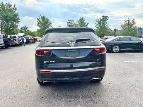 Used 2024 Buick Enclave Essence w/ Sport Touring Edition AWD/4WD image 7