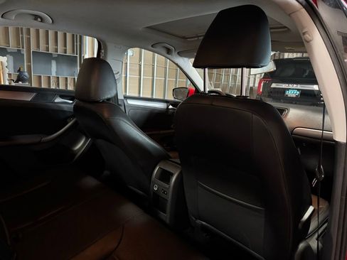 Used 2013 Volkswagen Jetta TDI image 21