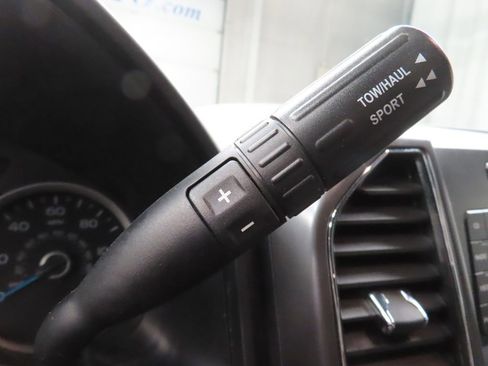 Used 2017 Ford F150 XLT AWD/4WD image 48