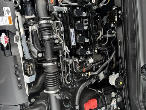 Used 2018 Honda Accord Sport image 27