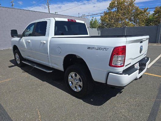 Used 2024 RAM 2500 Big Horn w/ Sport Appearance Package AWD/4WD image 6