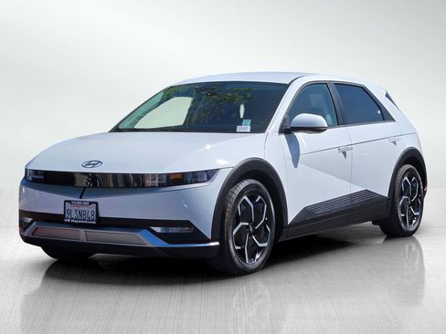 Used 2024 Hyundai Ioniq 5 SE image 8