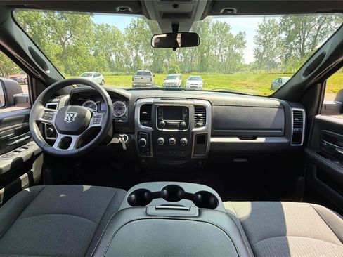 Used 2022 RAM 1500 Warlock AWD/4WD image 28