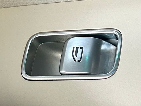 Certified 2022 Mercedes-Benz GLE 350 4MATIC image 37