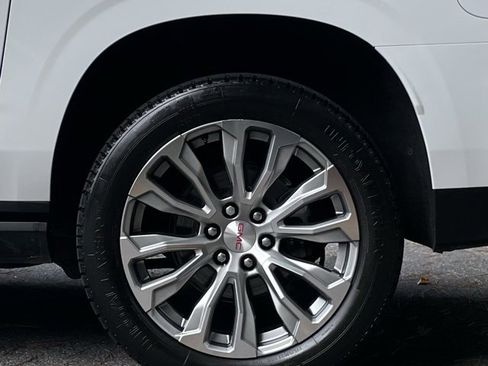 Used 2022 GMC Yukon XL Denali w/ Max Trailering Package image 8