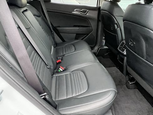 Certified 2024 Kia Sportage SX image 17