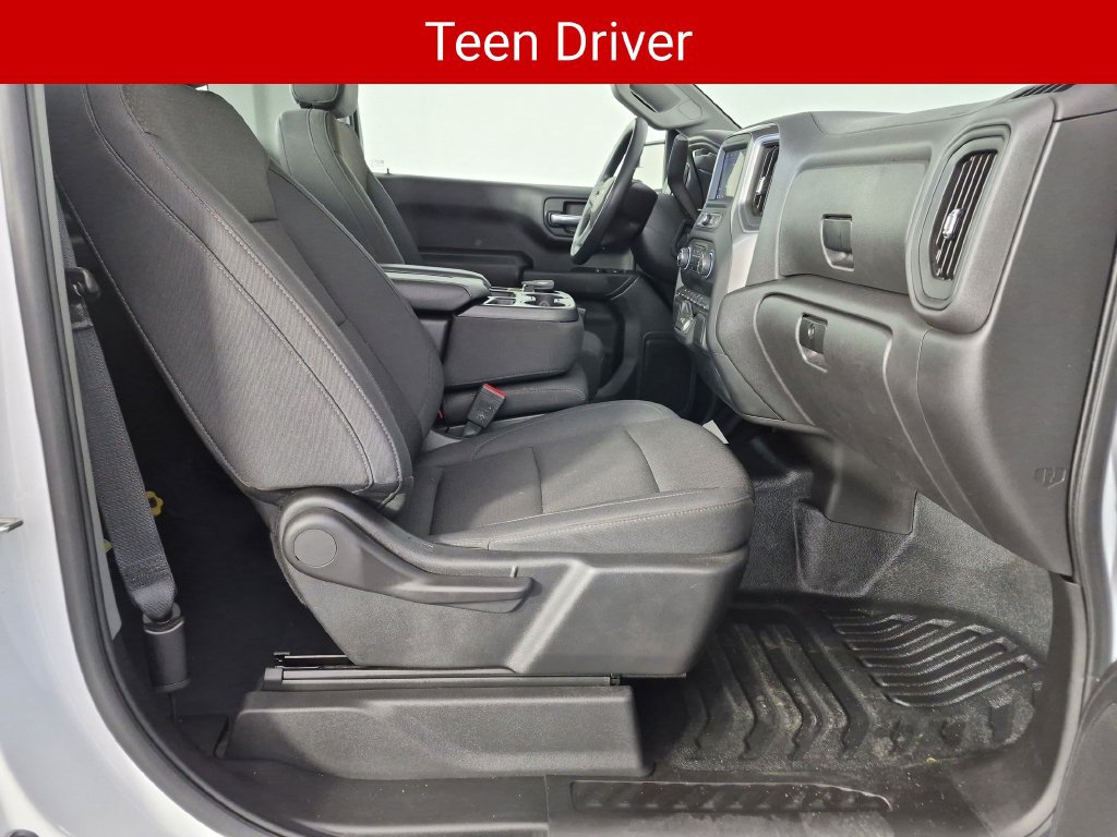 Certified 2025 Chevrolet Silverado 1500 W/T RWD image 29