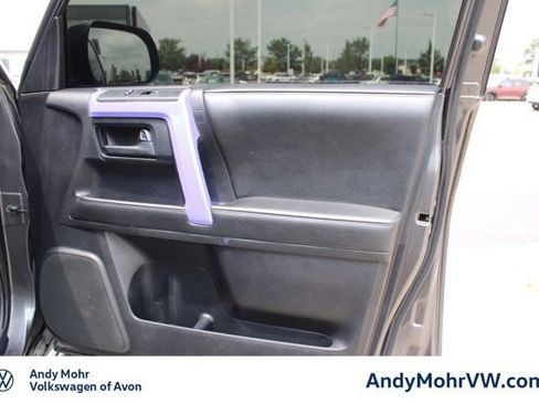 Used 2011 Toyota 4Runner Limited AWD/4WD image 22