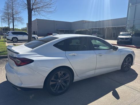 Used 2023 Acura TLX A-Spec Package image 4