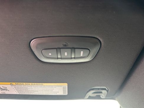 Used 2022 RAM 1500 Limited w/ Body Color Bumper Group image 9