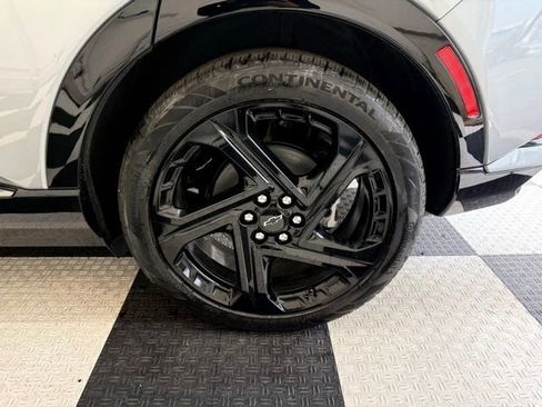 New 2026 Chevrolet Equinox EV RS image 12