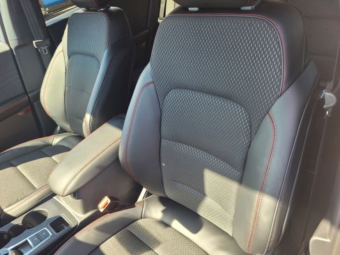 New 2025 Ford Escape ST-Line w/ Equipment Group 301A image 8