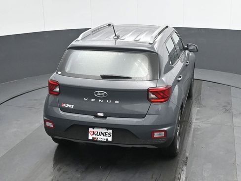 New 2026 Hyundai Venue SEL FWD image 31