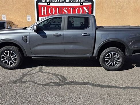 Used 2025 Ford Ranger Lariat w/ Trailer Tow Package image 1