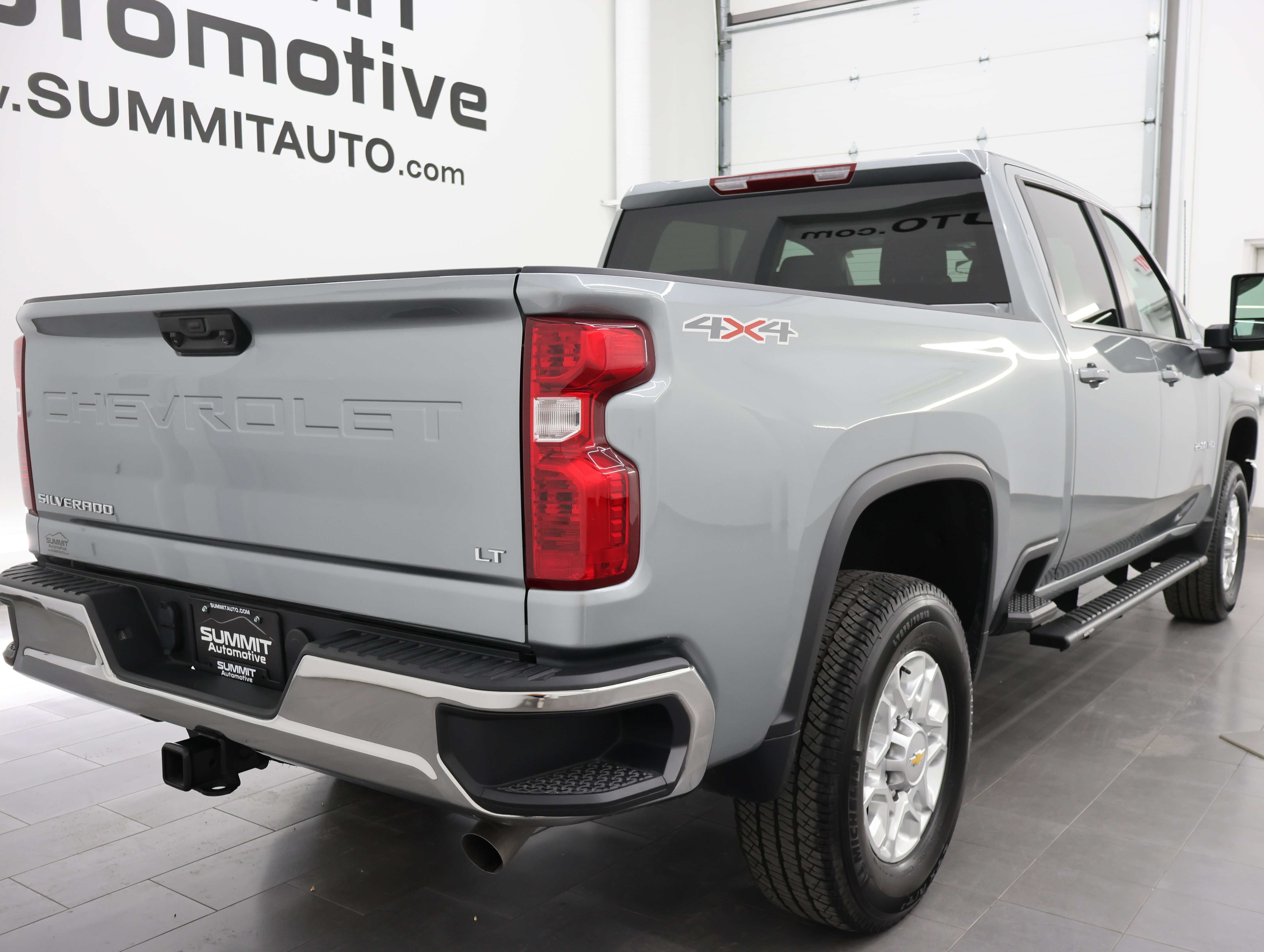 Used 2026 Chevrolet Silverado 2500 LT AWD/4WD image 4