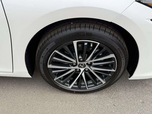 Used 2025 Lexus ES 350 Premium image 7