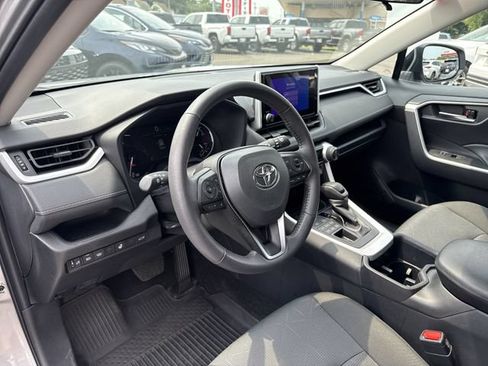 Used 2024 Toyota RAV4 XLE w/ Convenience Package AWD/4WD image 12