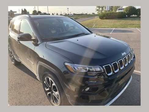 Certified 2023 Jeep Compass Limited AWD/4WD image 1