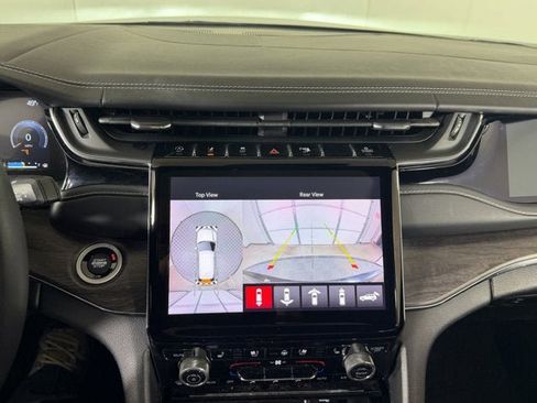 Used 2023 Jeep Grand Cherokee Overland w/ Adv Protech Group III image 14