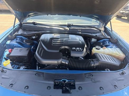 Used 2021 Dodge Charger SXT RWD image 25