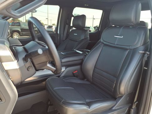 Used 2025 Ford F150 Platinum w/ Equipment Group 702A High AWD/4WD image 11