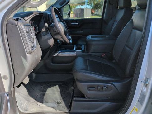 Used 2022 Chevrolet Silverado 2500 LTZ w/ LTZ Convenience Package image 17