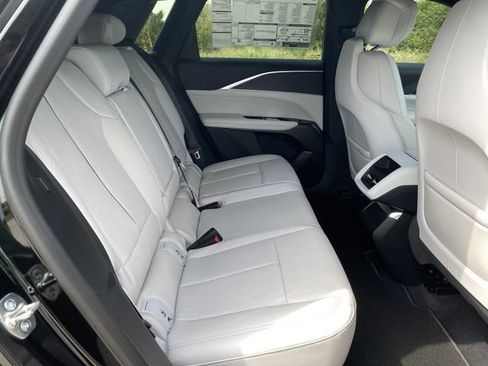 New 2026 Cadillac Lyriq Sport image 27