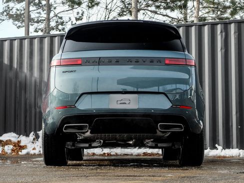New 2025 Land Rover Range Rover Sport Dynamic SE image 7