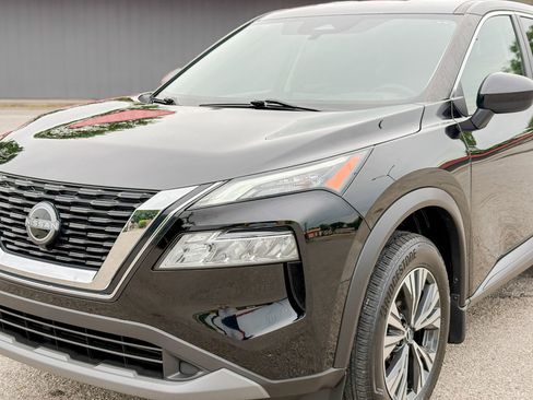 Used 2023 Nissan Rogue SV AWD/4WD image 8
