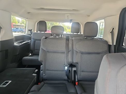 Used 2025 Ford Expedition Active AWD/4WD image 10