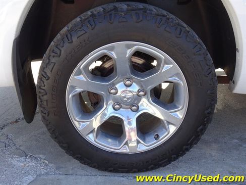 Used 2016 RAM 1500 Laramie AWD/4WD image 34