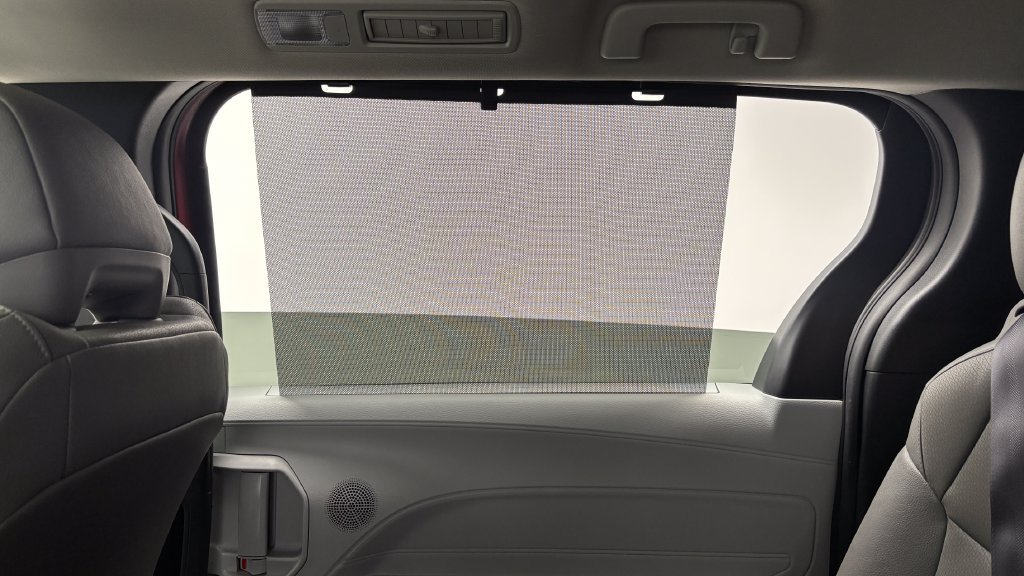 Certified 2025 Toyota Sienna XLE w/ XLE Plus Package AWD/4WD image 38
