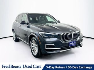 Used 2023 BMW X5 xDrive40i w/ Premium Package AWD/4WD video 1