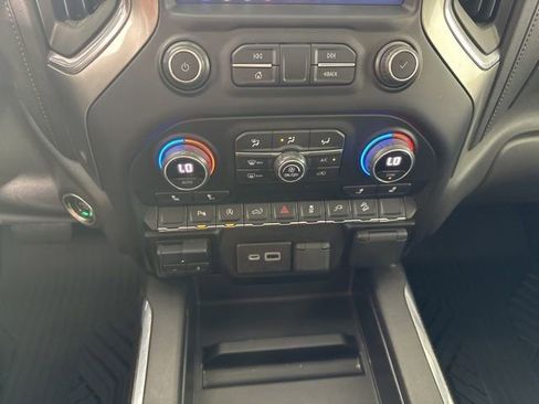 Used 2021 Chevrolet Silverado 1500 LT Trail Boss w/ Convenience Package II AWD/4WD image 20