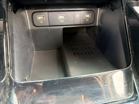 Used 2022 Kia Sorento SX image 32