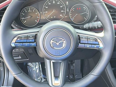 New 2026 MAZDA MAZDA3 Hatchback w/Premium Plus Pkg image 12